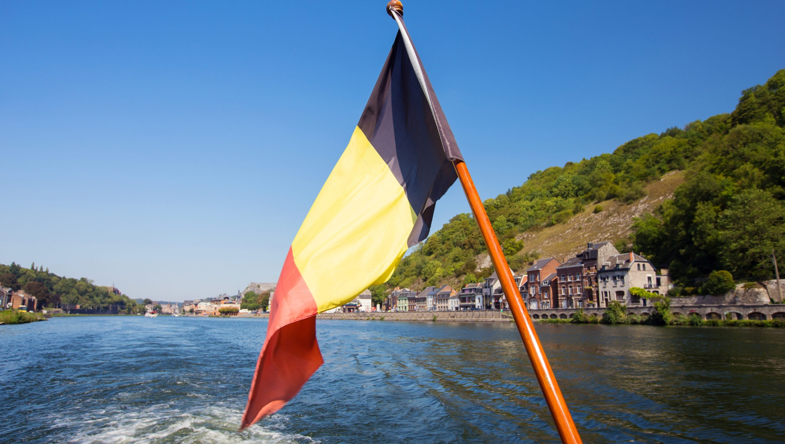 Francesi in crescita tra i lavoratori stranieri in Belgio, record raggiunto nell’estate duemilaventiquattro