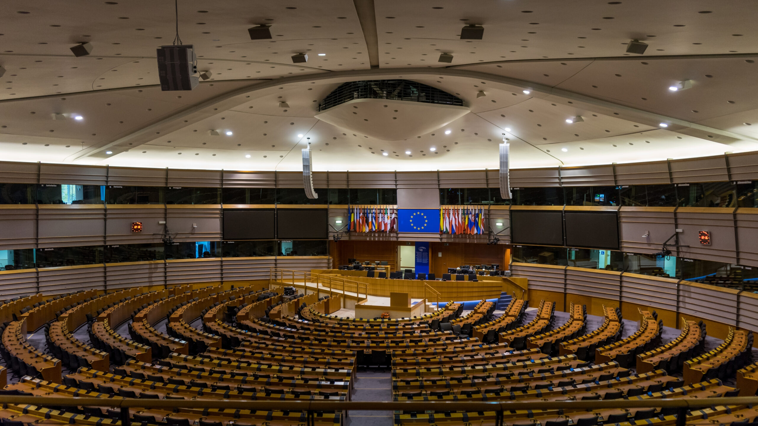 La Commissione europea affronta le minacce dei disturbatori GPS nei trasporti aerei e marittimi